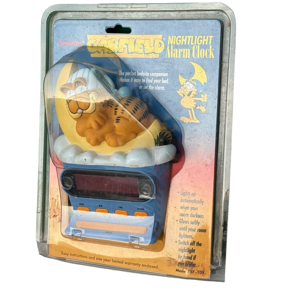 Vintage 1993 Sunbeam Garfield Nightlight Alarm Clock NEW